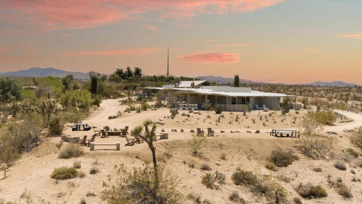 The Bungalows By Homestead Modern Joshua Tree Extérieur photo